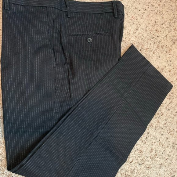 Dockers Signature Khakis 33x30 - Picture 1 of 3